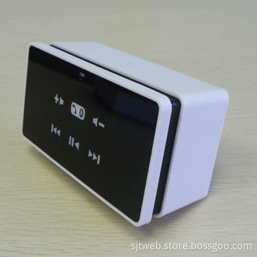 Mini Bluetooth Speaker with 10W Output Power, 5V, 500mA Charging Voltage